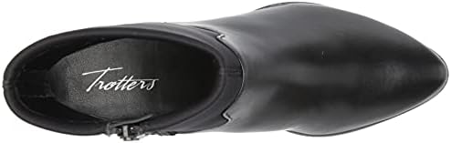 Trotters Women's Kippy Fashion Boot, Black, 8 | Image 4