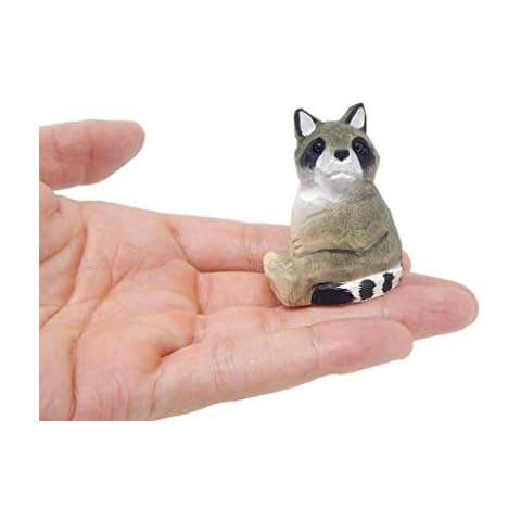 Selsela Raccoon Figurine Handmade Miniature Wooden Forest Critter Art Decoration Carved Small Animals Garden Statue Cover