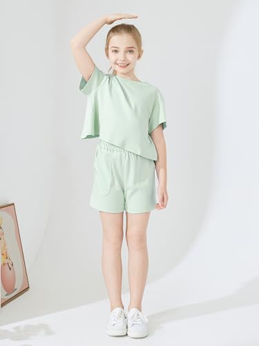 Image of Girls Clothing 2 Piece Summer Set Short Sleeve Tops Shirts Baggy Shorts with Pockets Fashion Outfits for Kids