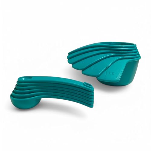 Tupperware Measuring Mates Cups and Spoons Set - Spanish Language