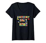 Este colorido diseño de bloques de juguetes de cumpleaños es perfecto para el Mimi o la abuela de cualquier ingeniero de construcción en ciernes, carpinteros o constructores. Es una gran foto para una fiesta temática. Viene en tallas para jóvenes y adultos, así que pide uno para toda la familia