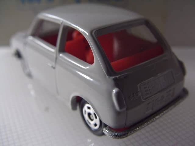 トミカ No. 9 日本製 スバル R-2 白シート 緑色指名箱 トミカ 9-1