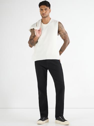 Image of Bewakoof Men's Washed Slim Straight Fit Polycotton Jeans