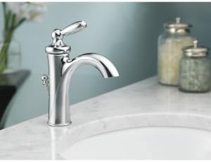 Miniatura 2 de Moen Brantford - Grifo de lavabo de baño tradicional cromado con una manija con placa opcional y kit de extensión de fregadero disponible, 6600