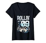 Photo Gallery donna rollin into 9 bowling compleanno 9° bowling festa di compleanno per bambini maglietta con collo a v Photo Gallery donna rollin into 9 bowling compleanno 9° bowling festa di compleanno per bambini maglietta con collo a v