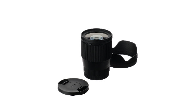 Sigma 402965 16mm F1,4 DC DN Objektif, Filtre Çapı: 67 mm, Siyah