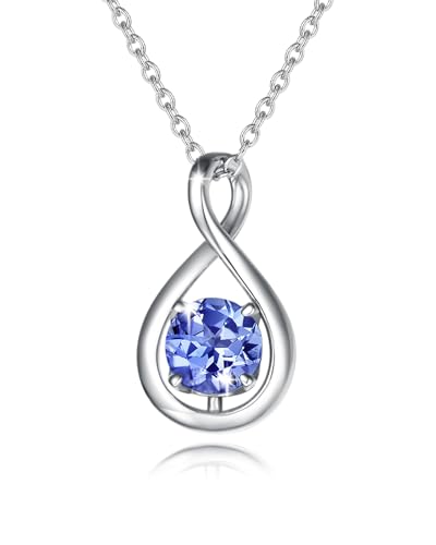 MATERIALI: il ciondolo e la collana sono in argento sterling 925 placcato in oro bianco, tutti i metalli che utilizziamo sono senza piombo, nichel e ipoallergenici.