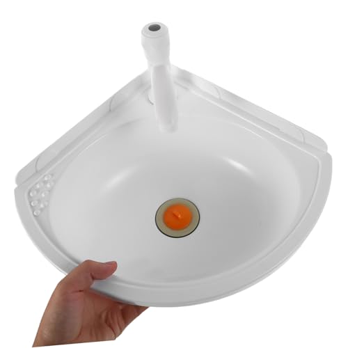 Lavabo de pared triangular para solucionar la falta de espacio en baños y balcones 5