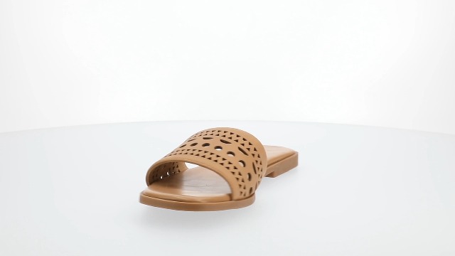 Amazon.com | Journee Womens cushioned footbed Faux Leather Sandals