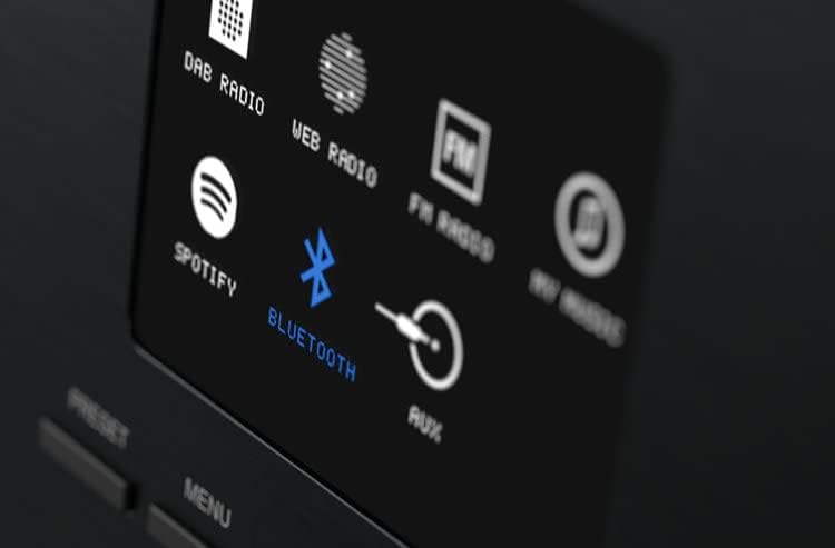 Close-up of the Pinell Supersound 701 display showing input options
