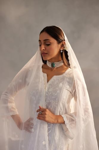 Ensemble kurta brodé LookMark en crêpe de qualité supérieure