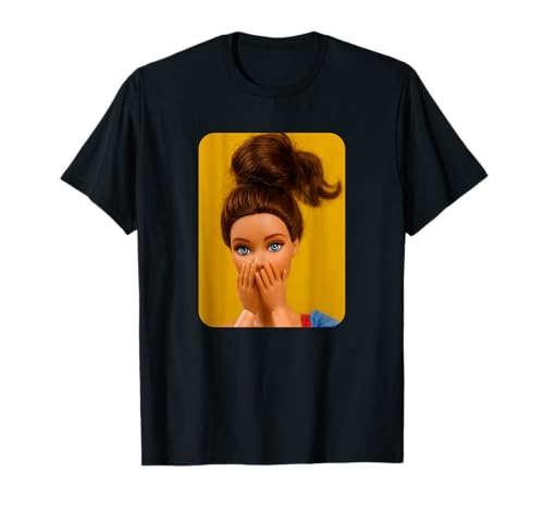 Funny Doll Face Meme Hilarious Surprised Doll Face Pun T-Shirt