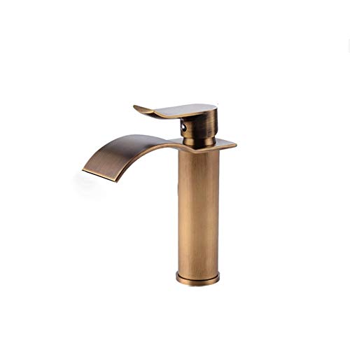 Robinet cascade en cuivre pour rafraîchir vos toilettes et sublimer votre lavabo de salle d'eau