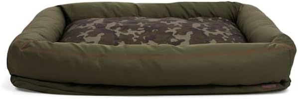 Reddy Indoor/Outdoor Dog Bed 32" L X 24" W Camo