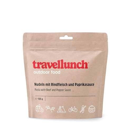 Nudeln mit Rindfleisch und Paprikasauce