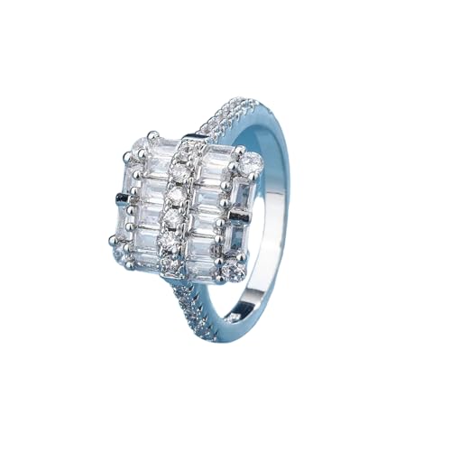 Bague féminine en métal précieux précieux et finitions haute joaillerie