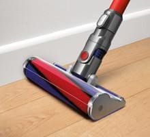 Amazon.com - Dyson V6 Cordless Fluffy Vacuum with 5 Attachments