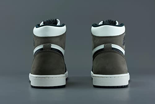 Image of Nike Men's Air Jordan 1 Retro High OG Sneaker