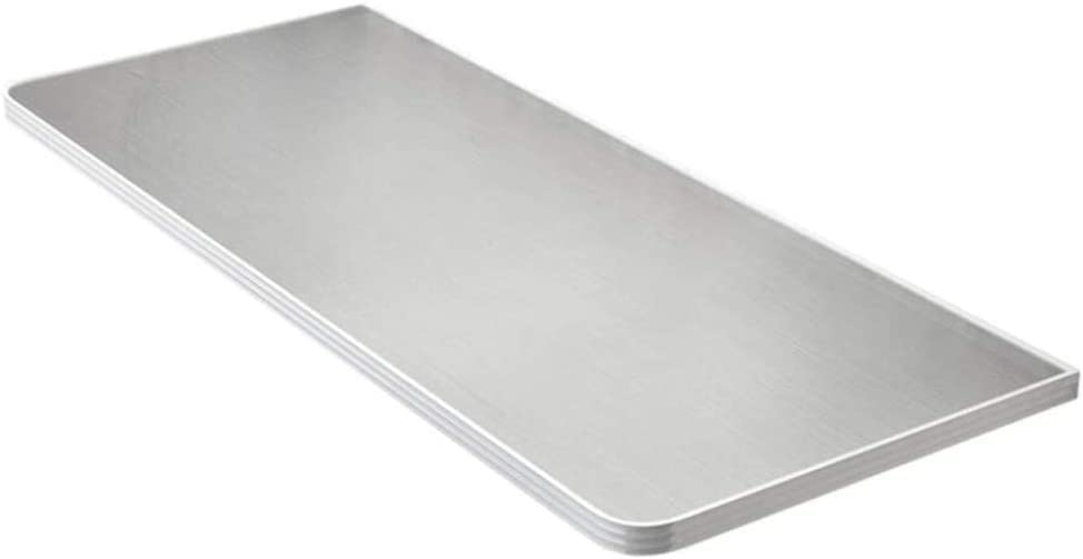 Table de cuisine pliante murale gain de place pour un studio optimisé