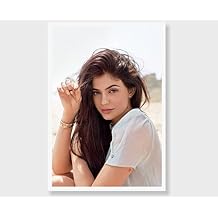 Kylie Jenner Poster - Kylie Jenner Print - Kylie Jenner Photo - Wall Art - Kylie Jenner Model - Kylie Jenner Cute Photo Large 18x24 inches