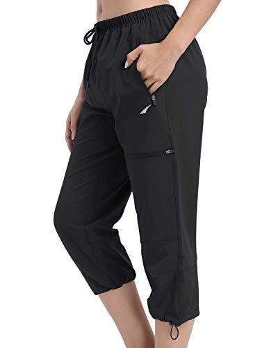 VAYAGER Women's Outdoor Hiking Capri Pants Waterproof Lightweight with Zipper Pockets(Black M)