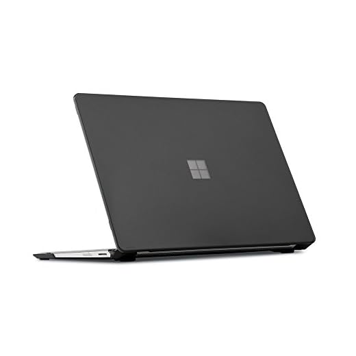mCover Hårt skal fodral kompatibelt med 13,5 tum Microsoft Surface laptop 1/2/3/4 dator med Alcantara materialtangentbord (inte för metalltangentbord) – svart