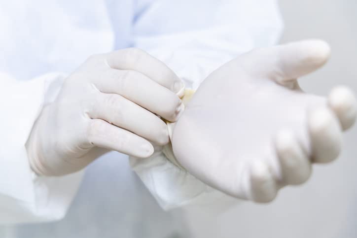 DENTAL MART Non - Sterile Latex Powdered Surgical Gloves (Pack of 80, Medium) (B08YK63FYQ) Amazon Price History, Amazon Price Tracker