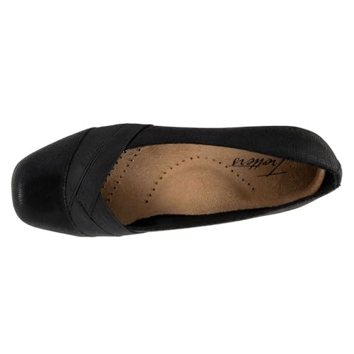 Trotters Women's Stella Flat Sandal2