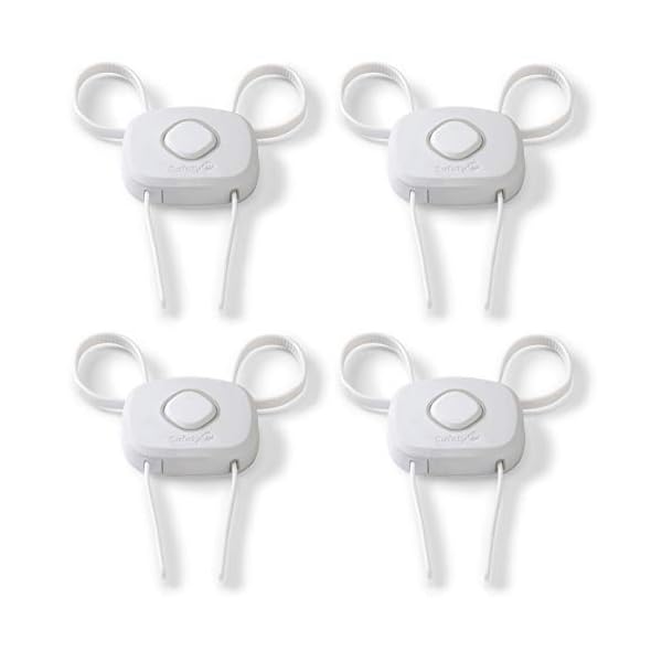 Safety 1st OutSmart™ Flex Lock, White, 4 Pack Mad City
