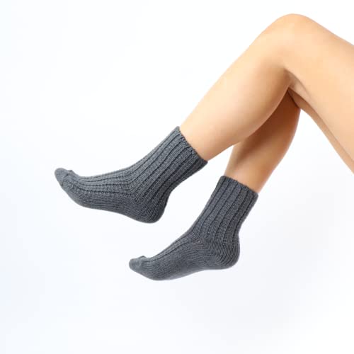 Image of Pretty Polly Women's Chunky Knit Lounge Sock