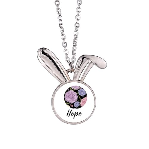Collier lapin et lotus à porter pour illuminer vos tenues d'été décontractées