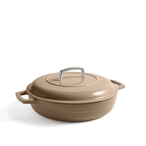 Martha Stewart Signature - Cacerola de hierro fundido esmaltado de 3.5 cuartos de galón con tapa, color marrón