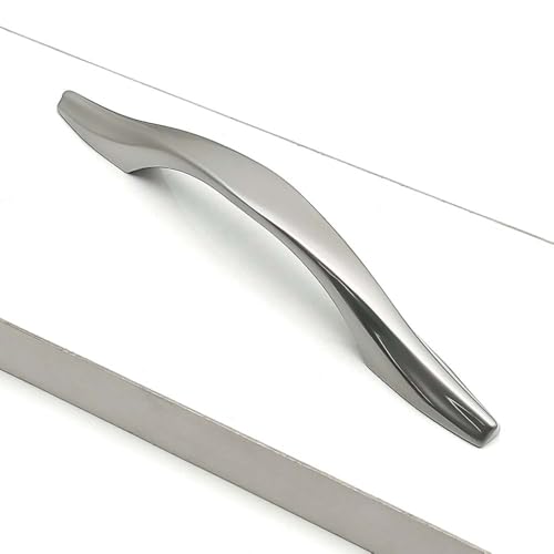 Image of VOLO Chrome Finish Wardrobe Handle, Handle for Cabinets, Doors, and Drawers. (Model: R-104) (4inch (96MM), 1)