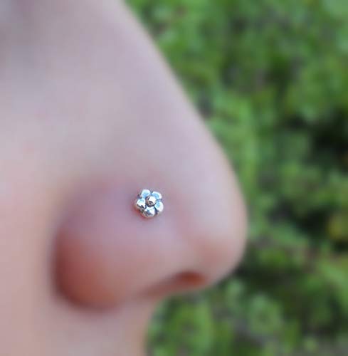 Nose Ring - Nose Stud - Cartilage Tragus Earring - Sterling Silver - Flower - 20G to 16G Post