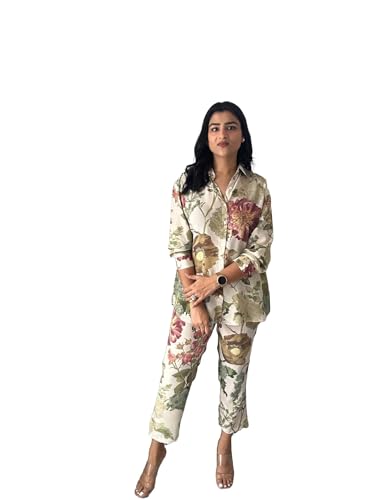 Image of LookMark Women Kurta Set With Floral Print and Cotton Blend Fabric With Pant