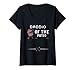 Femme Papa: Daddio Of The Patio - un barbecue Proverbes T-Shirt avec Col en V