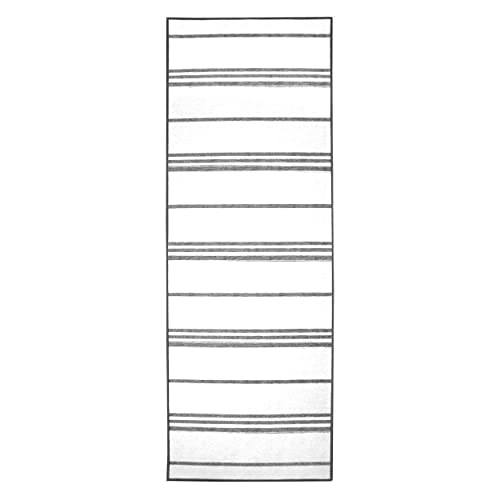 Best Waterproof Rugs For Pets, According To Pet Parents