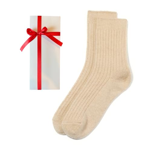 Zaya's Chic House - Luxurious Organic Cashmere Socks in Gift