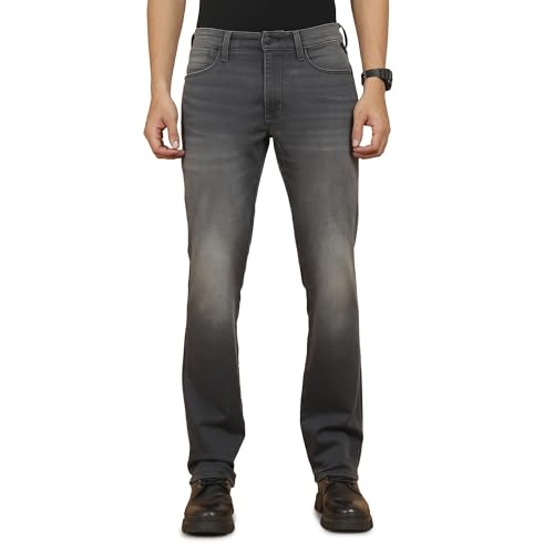 Image of Wrangler Men's Millard Straight Fit Mid-Rise Jeans