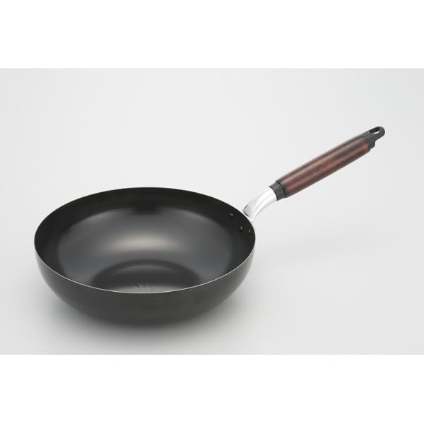 Amazon | 【燕三条製】本格鉄製 いため鍋 28cm IH対応 ガス火 全熱源に