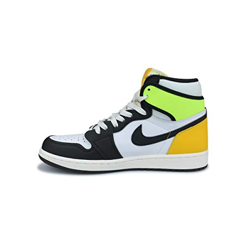 Image of Nike Men's Air Jordan 1 Retro High OG Sneaker