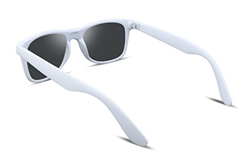 FEISEDY Women's Retro Polarized 80s Style Sunglasses #TOP29