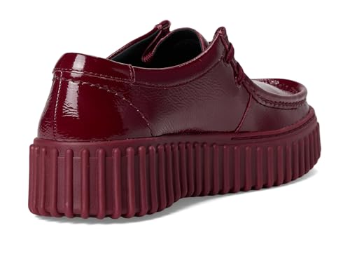 Image of Clarks Torhill Bee Nubuck Schuhe in