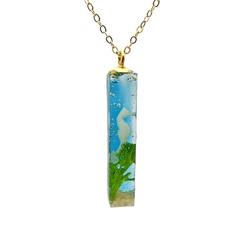 Cairui Design Caballito de mar 3D Azul Naturaleza Océano Seahorse Hipocampo Resina Cubo Colgante Chapada en oro Collares Mujer Handmade