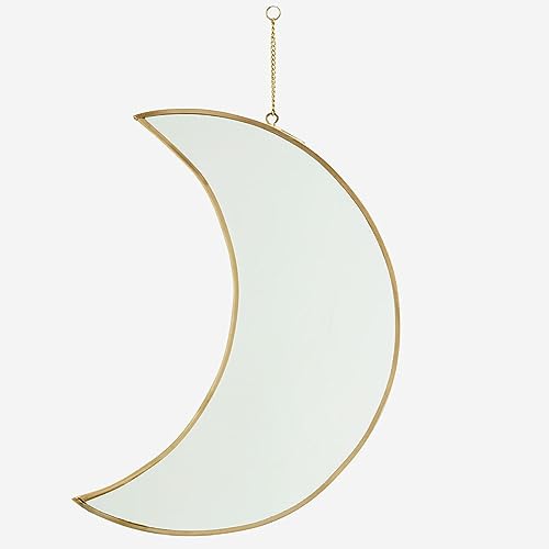 Piccolo specchio a forma di luna con cornice in ottone Uno specchio semplice ma elegante in una sorprendente forma di occhio con una cornice effetto ottone e catena appesa. Questo specchio elegante ma sobrio è l'aggiunta perfetta a qualsiasi corridoio, salotto o camera da letto. La colorazione in ottone antico fa un cenno ai pezzi di design storici, senza essere troppo complicato. Il design minimalista rende questo specchio il pezzo ideale per fondere stili tradizionali e più retrò per creare uno spazio dal design unico ma coeso.
