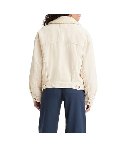 Image of Levi's Women's 90s Sherpa Trucker Jacket (Standard and Plus)