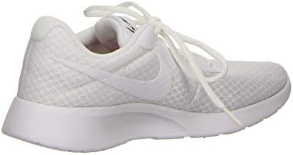 nike women's tanjun trainers stores