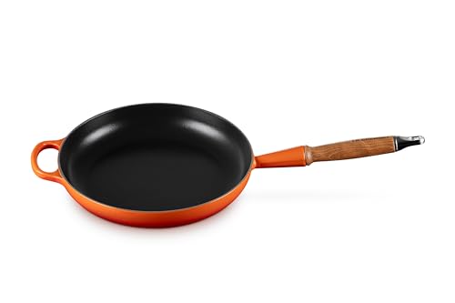 LE CREUSET Sartén Signature con mango de madera de hierro fundido, 26cm, 2 L, Volcanico,...