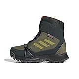 Practica tu deporte preferido gracias a las botas de montaña de adidas; comodidad y ligereza para que sólo tengas que preocuparte de rendir al máximo