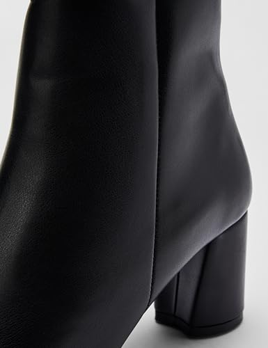 Image of ELLE Women's Stylish Ankle Boots with Block Heel
